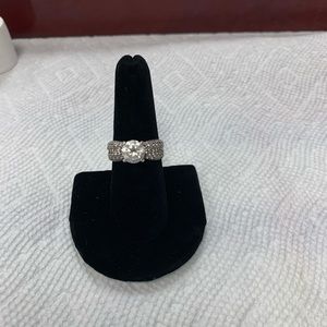Ladies CZ Ring
